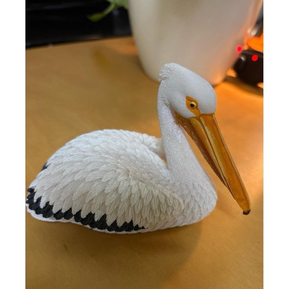 White Resin Pelican Figurine‎